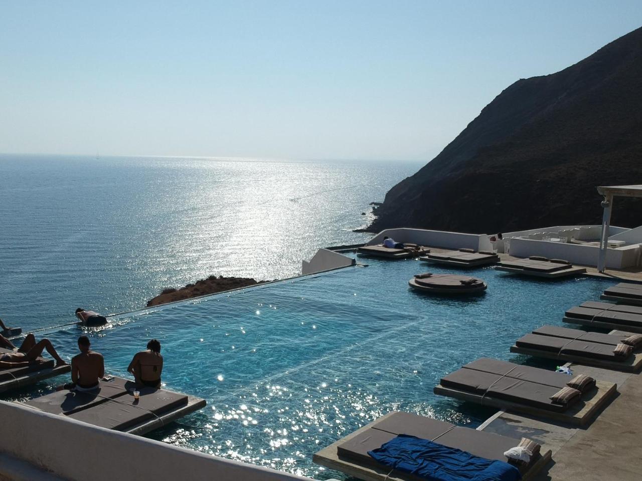 Golden Beach Resort Anafi Bagian luar foto