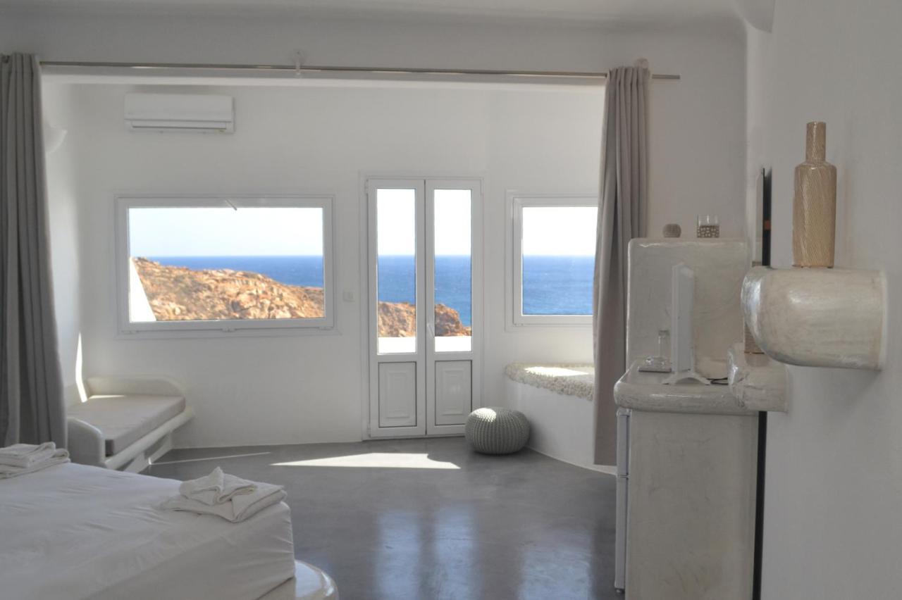 Golden Beach Resort Anafi Bagian luar foto
