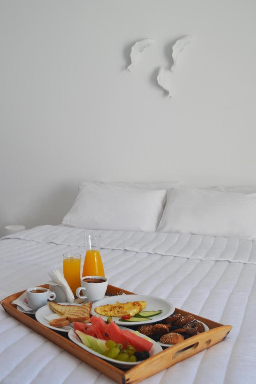 Golden Beach Resort Anafi Bagian luar foto